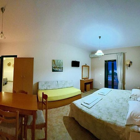 Hotel Odyssion Vaszilikí Kültér fotó
